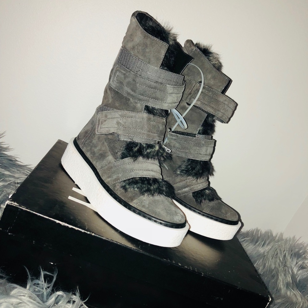 Charcoal Suede Padded Boot